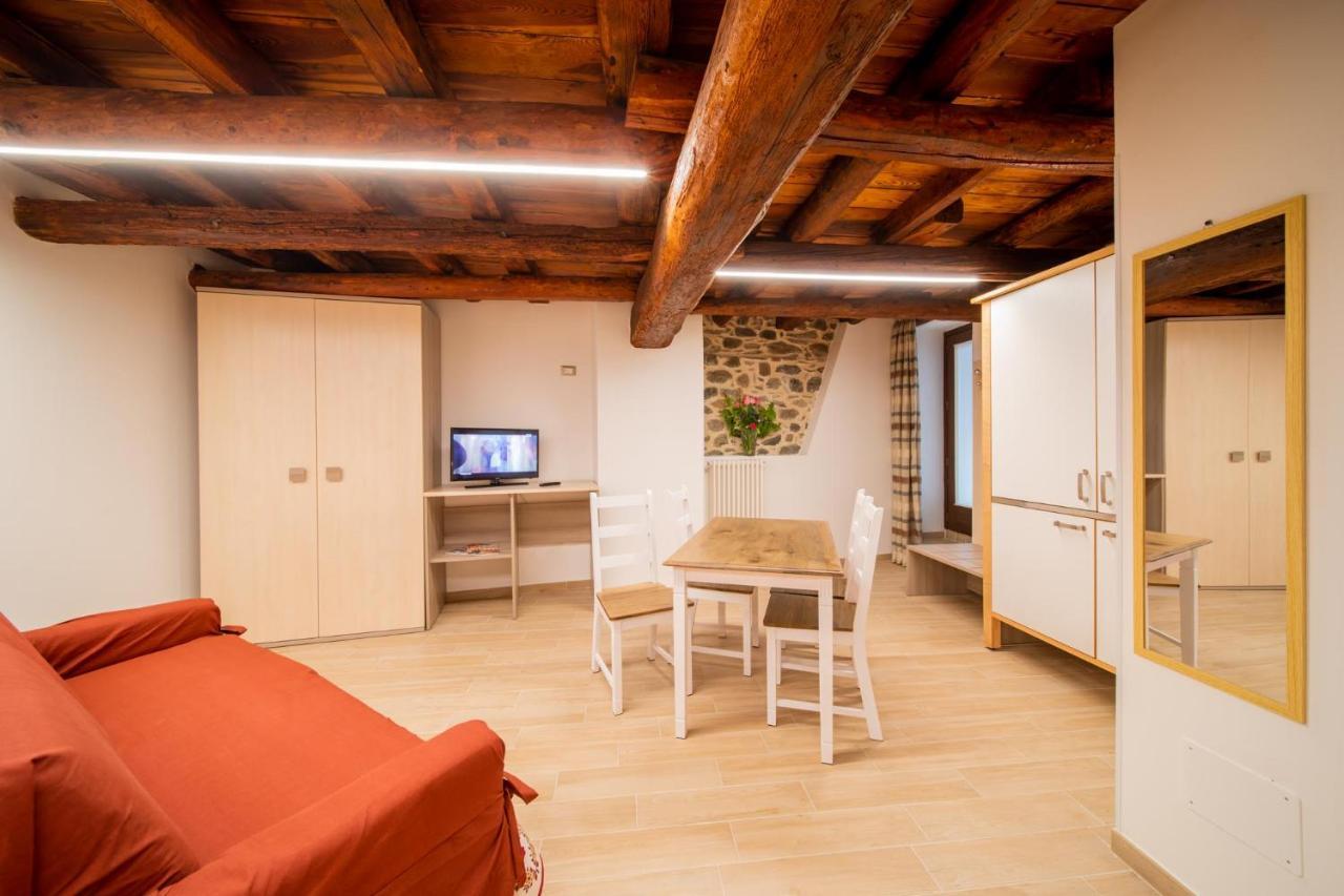 Miki Central Appartament Lägenhet Aosta Exteriör bild